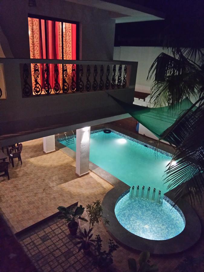Sunshine Vagator Hotel Exterior foto